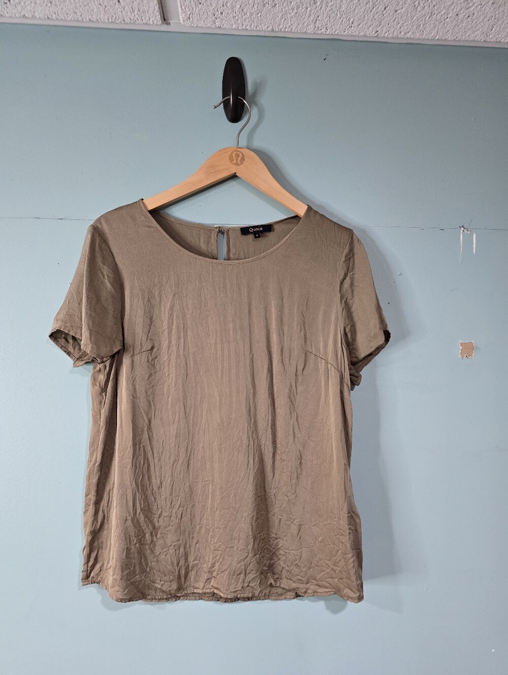 Quince Washable Silk Minimalist Quiet Luxury Top Tan Size S